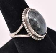 Lovely Labradorite Ring In Sterling Silver