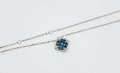 Splendid 18kt White Gold Necklace with Saphire and Diamond Pendant