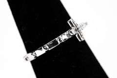 14k White Gold Cross Ring Size 5