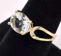 Gorgeous Aquamarine Gem Ring In 14K Yellow Gold
