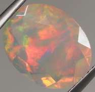 Gorgeous 2.76ct floral flashing jelly Opal