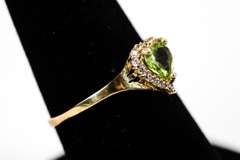 10k Yellow Gold Heart Ring w/ Peridot Natural Gemstone & Clear CZ's Size 9