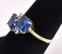 Stunning Blue Sapphire Gem Ring In Yellow Gold