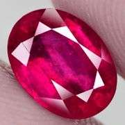 Stunning 3.11ct reddish pink Ruby