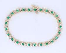 Wonderful Synthetic Emerald and Diamond S Link Bracelet in Yellow Gold