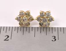 Lovely Diamond Flower Earrings In 14K Yellow Gold