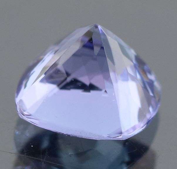Stunning 1.77ct blue violet Tanzanite