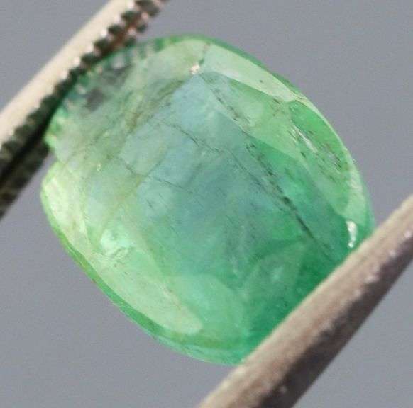 Vibrant green 2.23ct Zambian Emerald