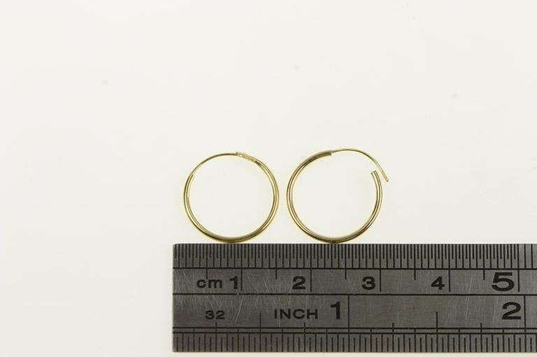 14K Yellow Gold 13.7mm Round Classic Vintage Simple Hoop Earrings