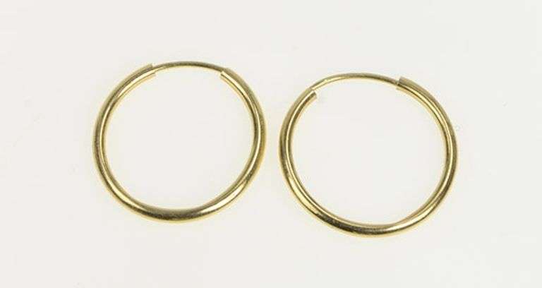 14K Yellow Gold 18.6mm Round Classic Seamless Look Hoop Earrings