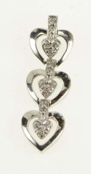 14K White Gold Tiered Diamond Heart Valentine Love Charm/Pendant