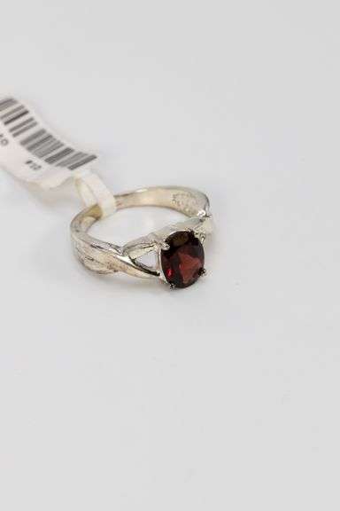 Sterling Silver Natural Garnet Gemstone Ring Size 8