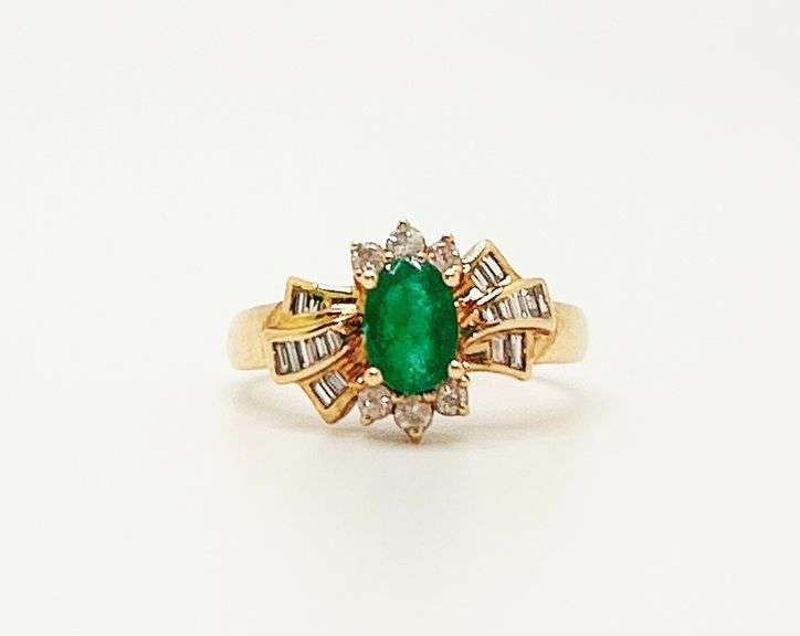 18kt Solid Yellow Gold, Emerald, & Diamond Ring