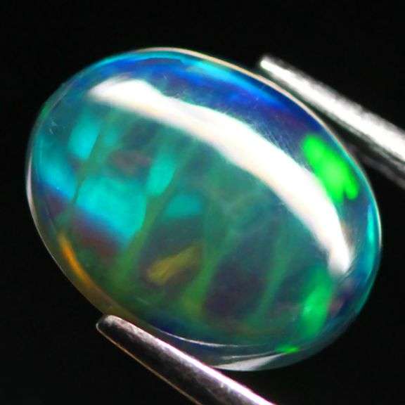 Glistening 1.43ct Welo Black Opal
