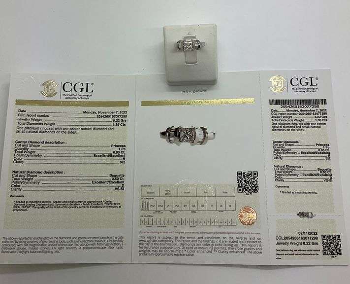 CERTIFIED BRAND NEW LADIES 18K WHITE GOLD AND DIAMOND RING