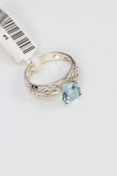 Sterling Silver Natural Blue Topaz Gemstone Ring Size 7