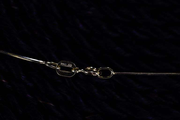 10k Yellow Gold Solid Snake 0.6mm Chain Magic Round Link Square Necklace 18"