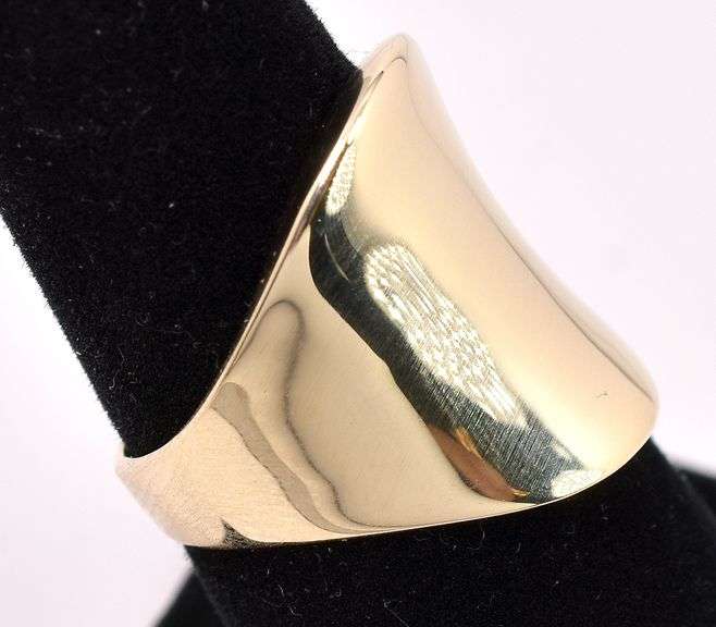 Wonderful 14K Yellow Gold Ring