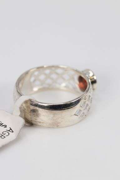 Sterling Silver Natural Garnet Gemstone Ring Size 7