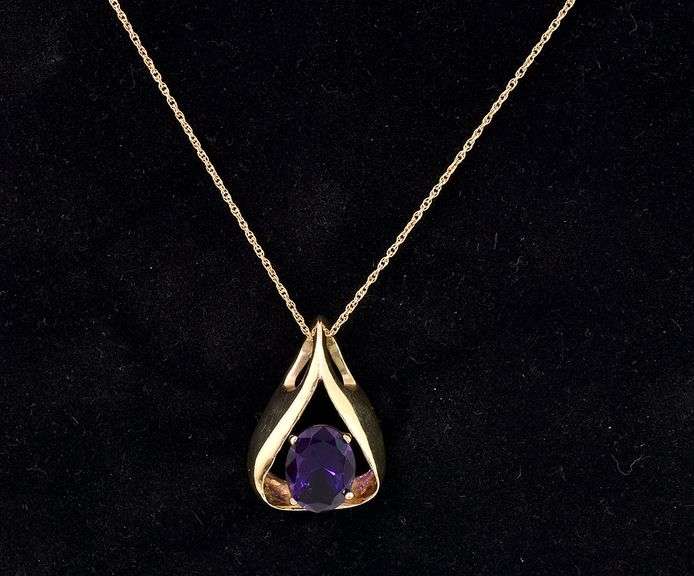Adorable Purple Amethyst Gem Pendant In 14K Yellow Gold