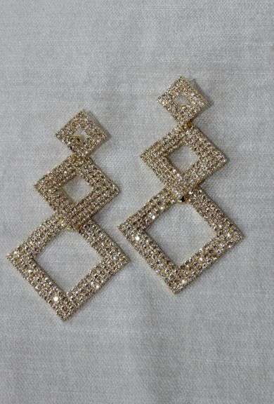 A Very Sexy  Fashion  Design Earrings