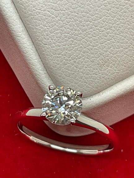 CERTIFIED  BRAND NEW 14K WHITE GOLD AND DIAMOND SOLITAIRE RING