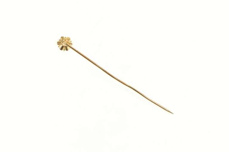 14K Yellow Gold Victorian Diamond Classic Antique Scalloped Stick Pin