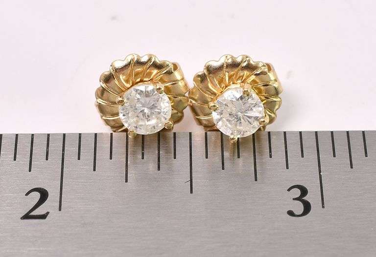 Gorgeous Approx. 1.00 CTW Diamond Stud Earrings In 14K Yellow Gold