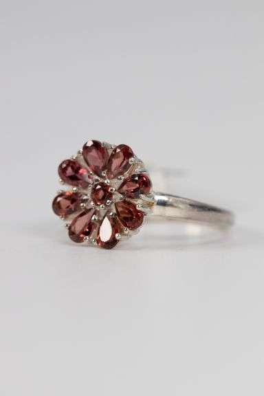 Sterling Silver Natural Garnet Gemstone Ring Size 9
