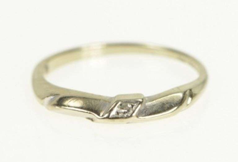 14K White Gold 1950's Vintage Classic Diamond Wedding Ring