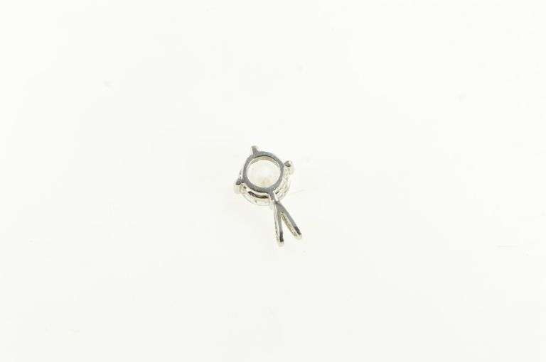 14K White Gold Round Solitaire Cubic Zirconia Classic Simple Pendant