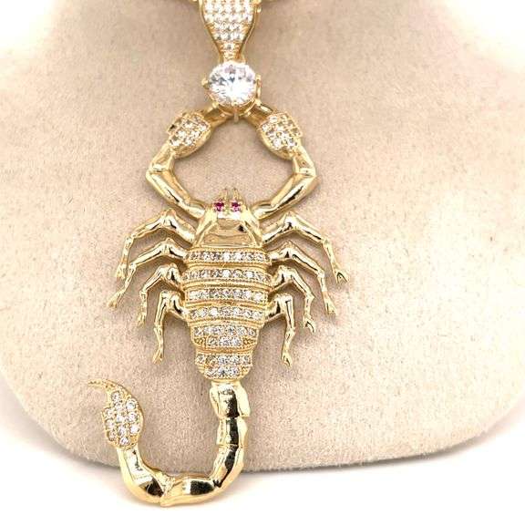 14K YELLOW GOLD SCORPIO CHARM WITH CHAIN