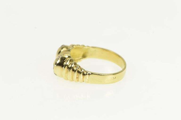 14K Yellow Gold 1950's Diamond Scalloped Band Bow Vintage Ring