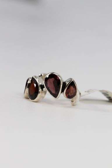 Sterling Silver Natural Garnet Gemstone Ring Size 7