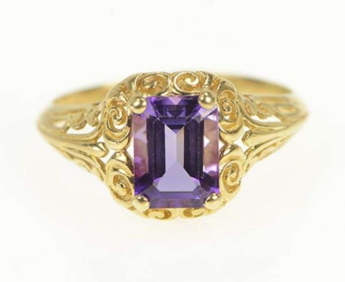 14K Yellow Gold Emerald Cut Amethyst Scroll Design Vintage Ring