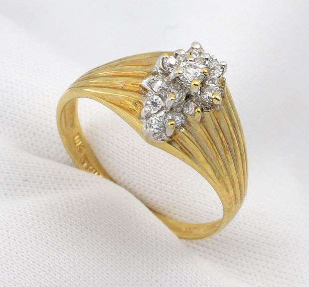 Pleasing Diamond Cluster Ring