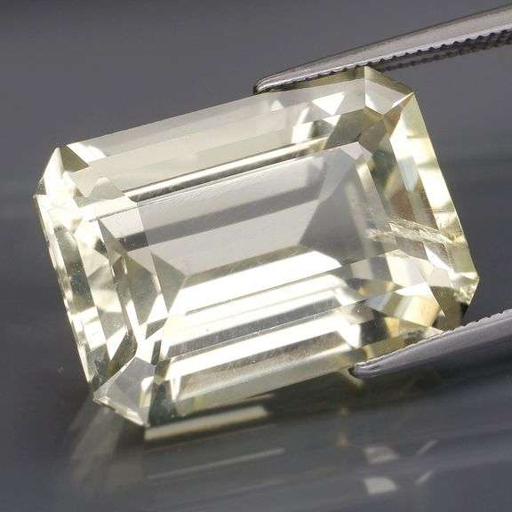 Stunning! 16.17ct emerald cut Yellow Citrine