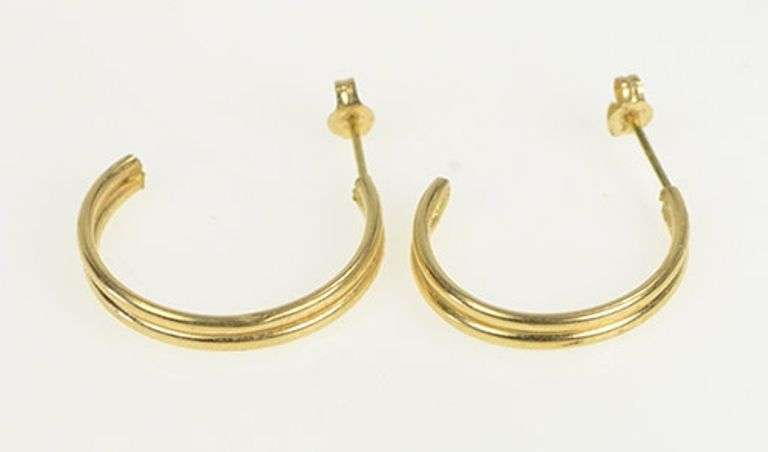 14K Yellow Gold Vintage Classic 18.3mm Semi Hoop Earrings