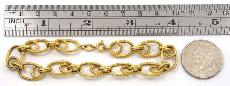 Fascinating 18k Swirling Link Bracelet
