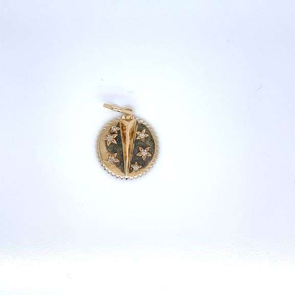 14K YELLOW GOLD CHARM WITH DIAMOND FLOWERS
