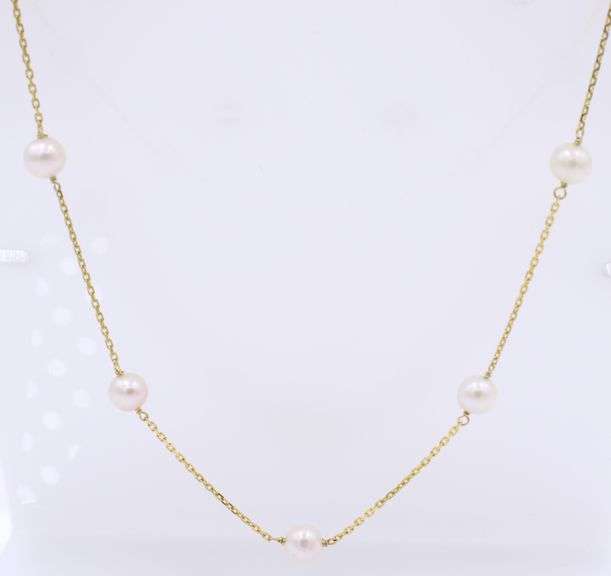 5.5mm Pearl Station Yellow Gold Necklace