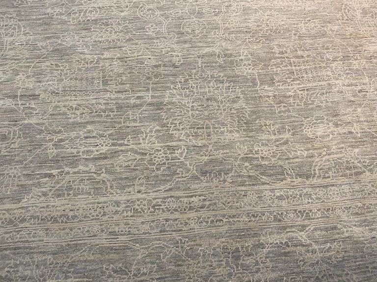 Exquisite Vintage Rug 8x10