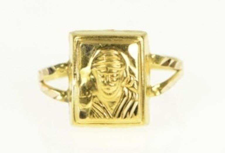 22K Yellow Gold Man Wearing Head Scarf Turban Tiny Child's Ring