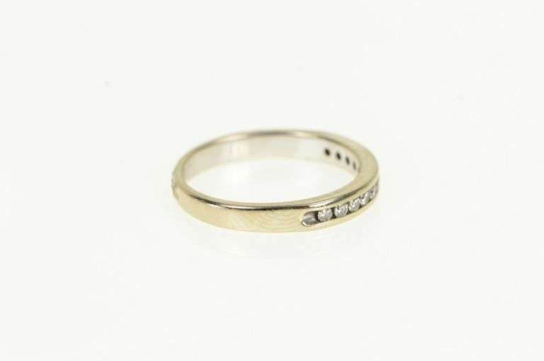 14K White Gold 0.18 Ctw Diamond Classic Wedding Band Ring