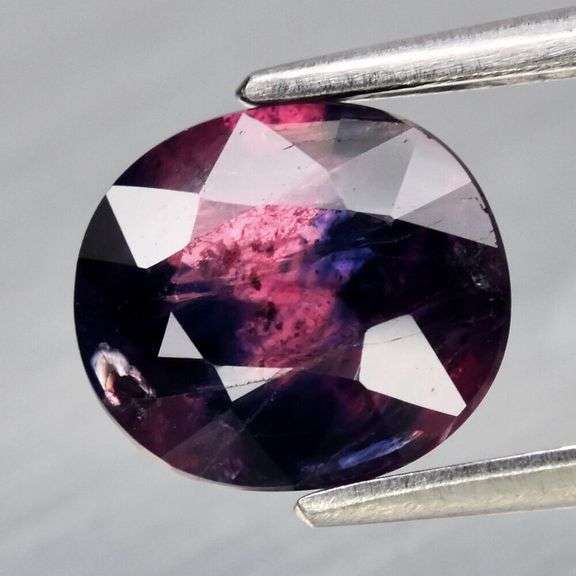 Collectors unheated 1.62ct bi-color Sapphire