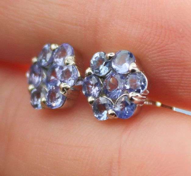 Sparkling Unheated Tanzanite stud earrings