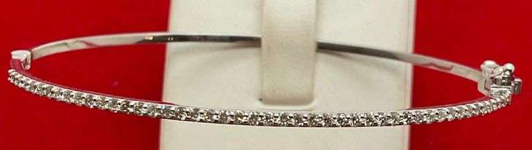 BRAND NEW 14K WHITE GOLD AND DIAMOND BANGLE BRACELET