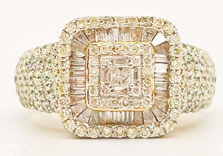 3.30 Carat Diamond Ring in Solid Yellow Gold