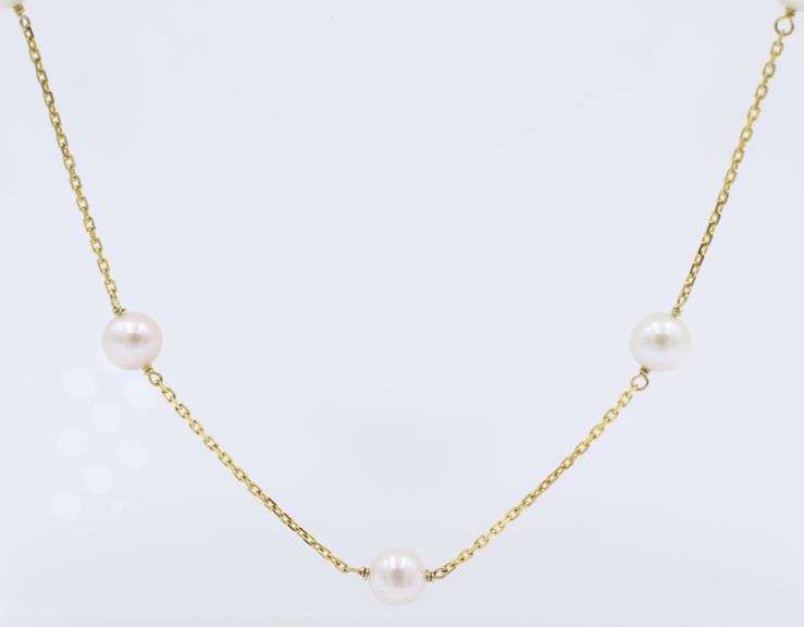 5.5mm Pearl Station Yellow Gold Necklace