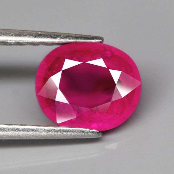 Superb 2.01ct reddish pink Ruby
